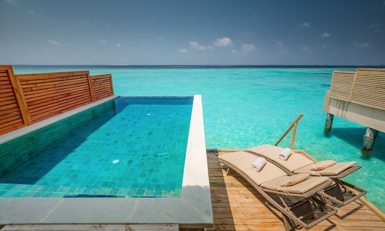 Kudafushi Resort & Spa