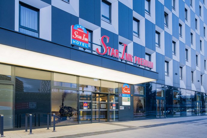Star Inn Hotel Premium Wien Hauptbahnhof by Quality