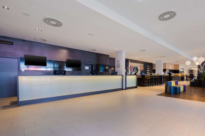 Star Inn Hotel Premium Wien Hauptbahnhof by Quality