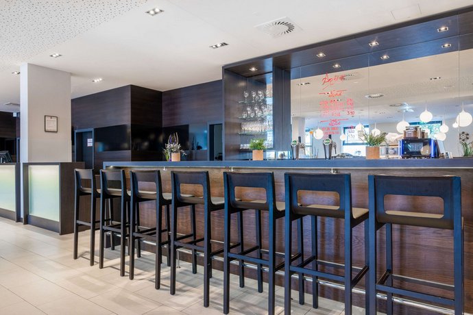 Star Inn Hotel Premium Wien Hauptbahnhof by Quality