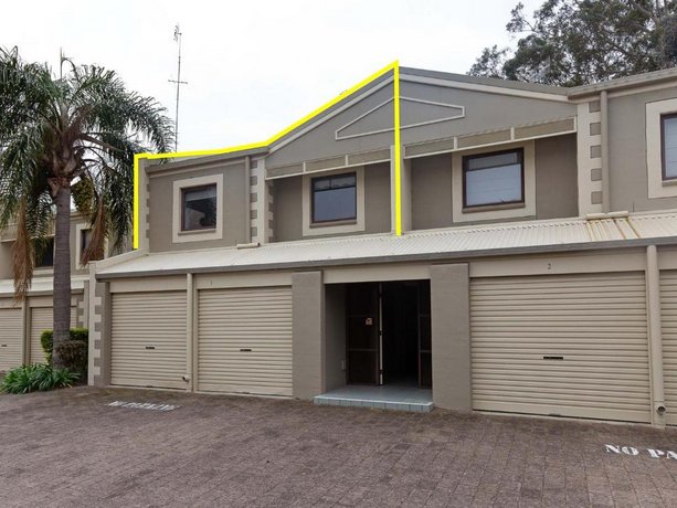 2 'Carindale' 19-23 Dowling Street - Pool Tennis Court Close To Town
