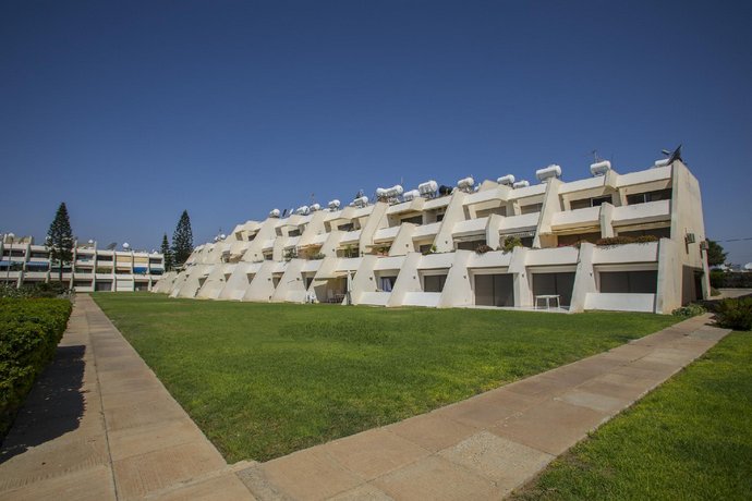 Larnaca Sunshore Beachfront Suite