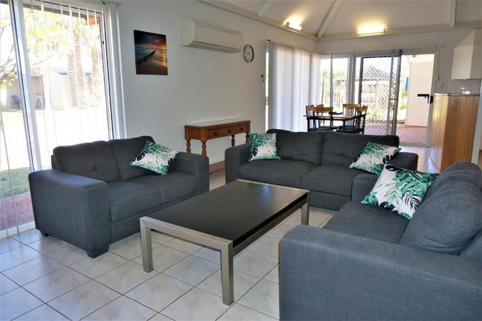 Osprey Holiday Village Unit 108 - Ideal apartment for a family of 6