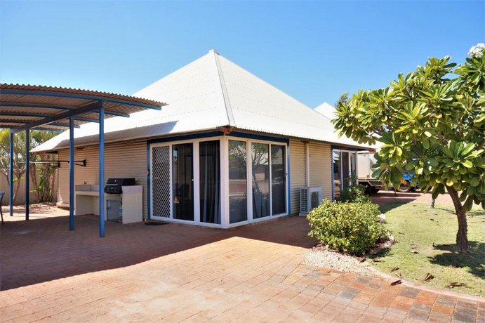 Osprey Holiday Village Unit 108 - Ideal apartment for a family of 6