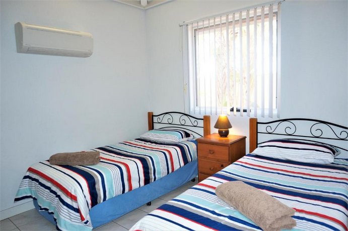 Osprey Holiday Village Unit 108 - Ideal apartment for a family of 6