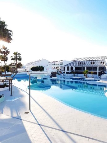 Apartment with one bedroom in Costa del Silencio with shared pool furnished garden and WiFi
