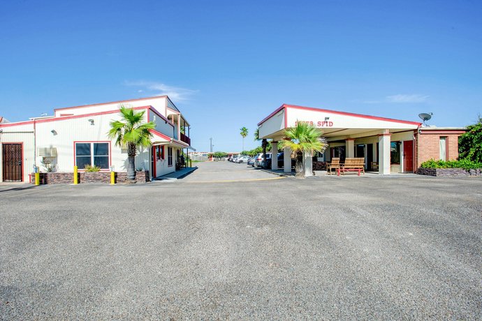 OYO Hotel Padre Island Corpus Christi