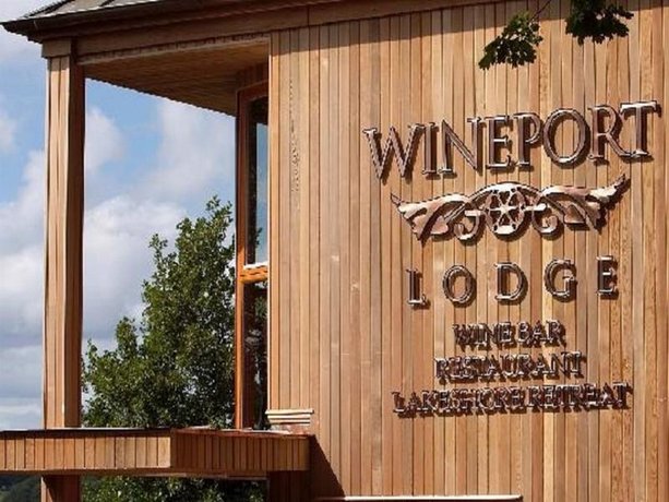 Wineport Lodge