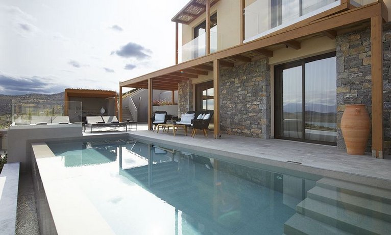 Cayo Exclusive Resort & Spa