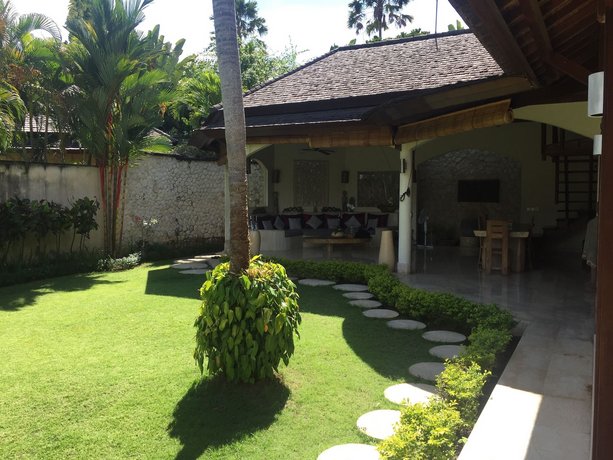 Villa Ayana Berawa
