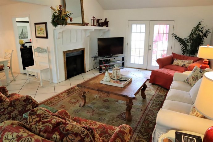 418 Linkside Drive Home
