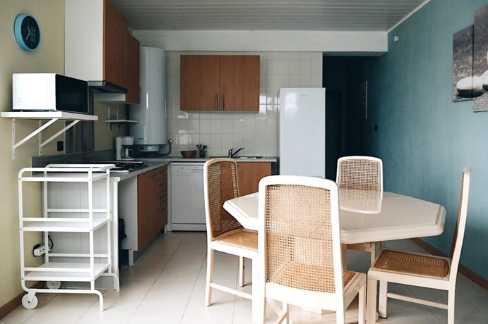 Apartment with 2 bedrooms in Pataias with enclosed garden and WiFi 100 m from the beach