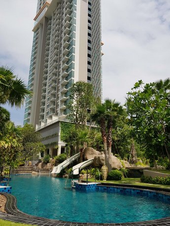 1 Bedroom Riviera Wongamat By Pattaya Holiday