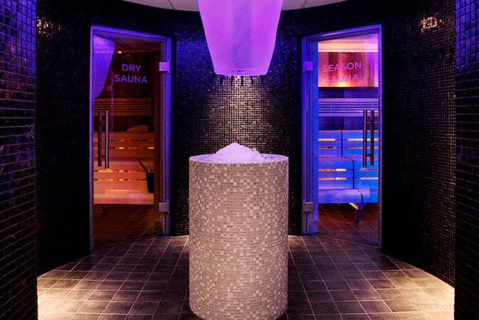 Clarion Hotel Sense