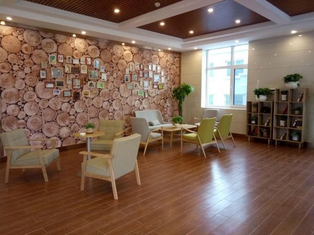 GreenTree Inn Qingdao Jiaozhou Jiaoping Road Aviation Industry Park Express Hotel