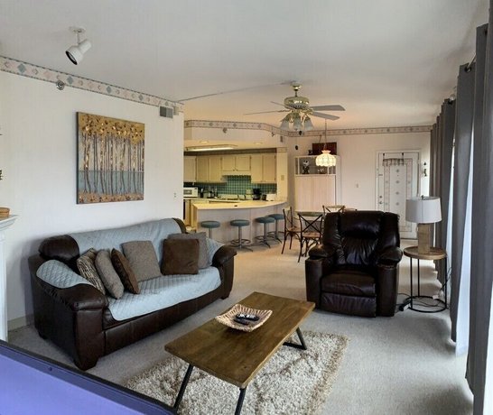 River Place 37 - 2 Br Condo