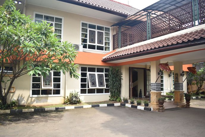 Puri Sawo Manila Residence
