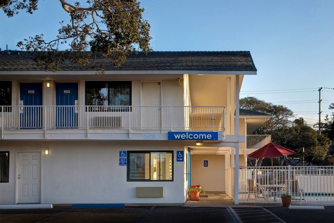 Motel 6 Monterey North Fremont Street