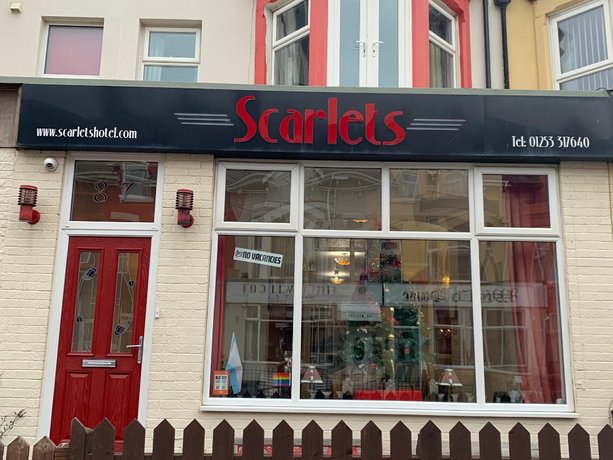 Scarlets Hotel
