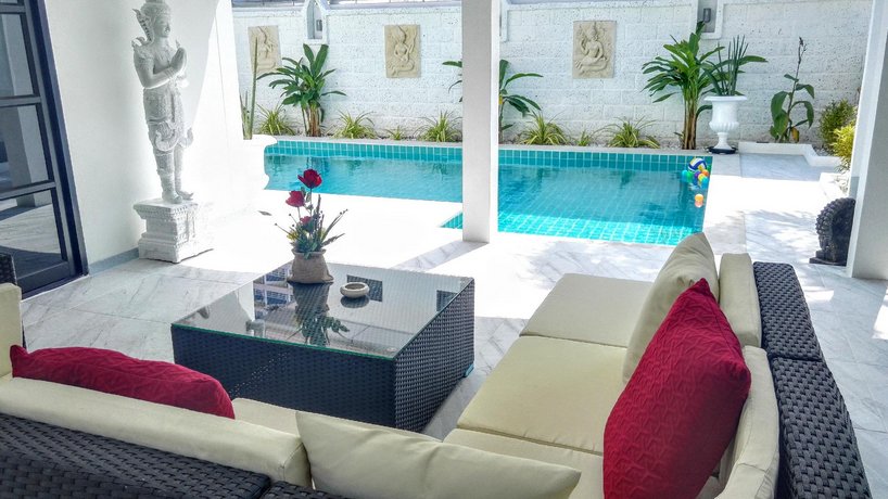 Private pool villa near beach & Walking Street