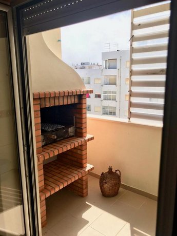 Feels Like Home - Nazare Beach Apartments