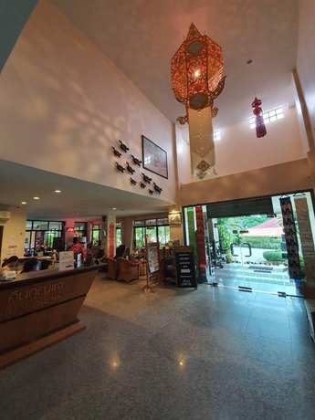 Rayong Lanna Hotel