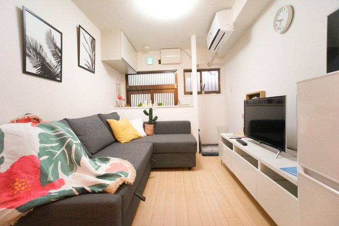 A separate house in Osaka 7ppl choi1