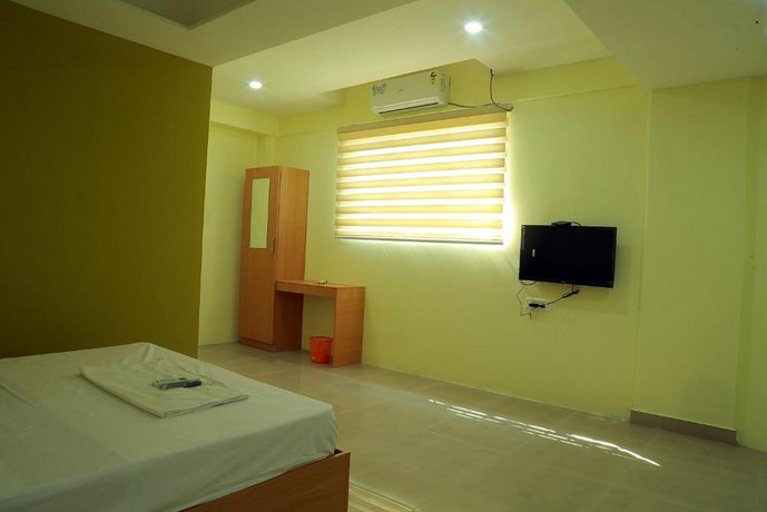 Ls Plaza