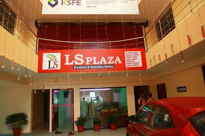 Ls Plaza