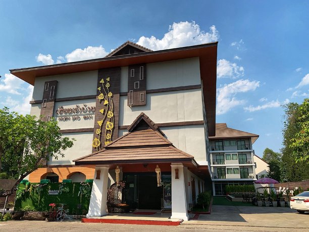 Huen Jao Ban Hotel
