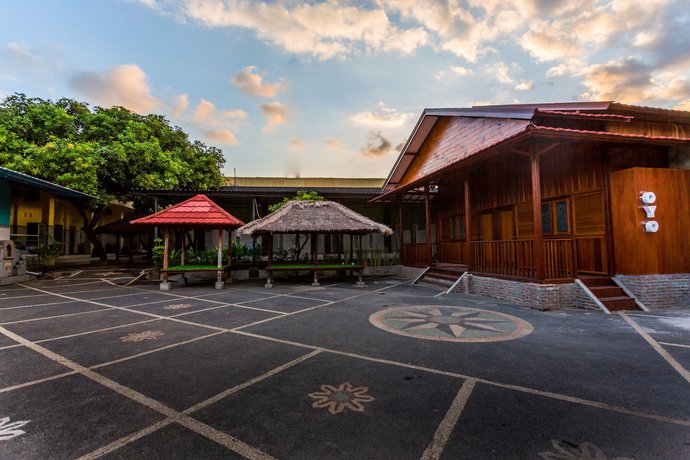 OYO 1427 Azzahra Guest House