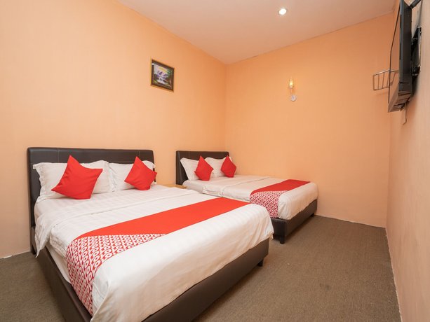 Oyo 89328 Sz Hotel
