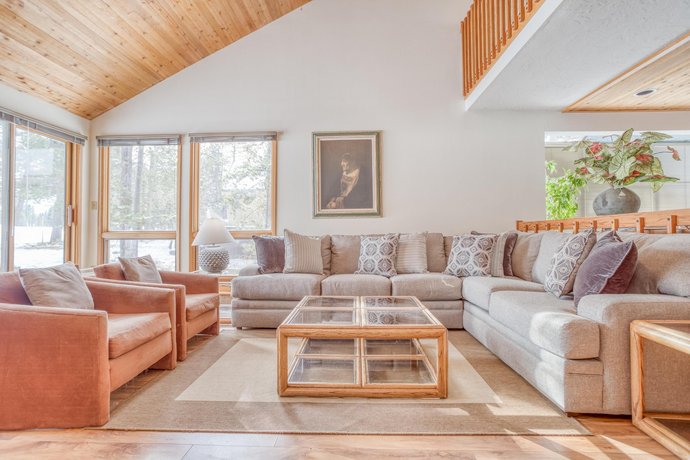 Red Cedar Lane 18 4 Bedrooms 4 Bathrooms Home