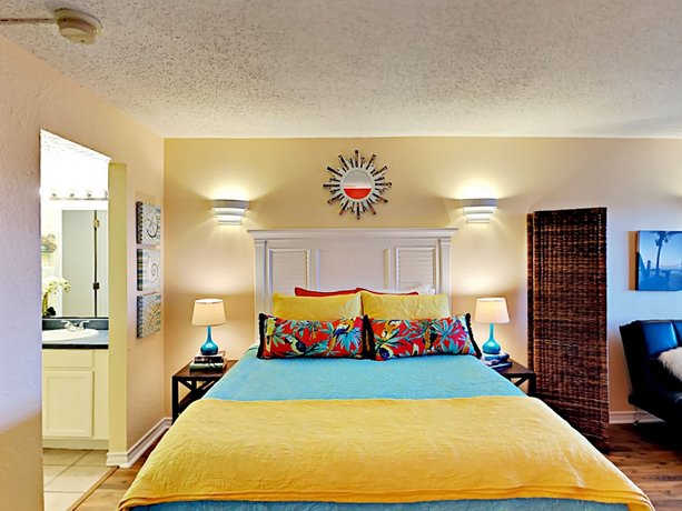 134 Sea Breeze - One Bedroom Condo