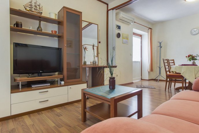 Apartments Konta Vodice