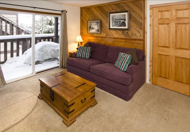 Mammoth View Villas 8 - One Bedroom Condo