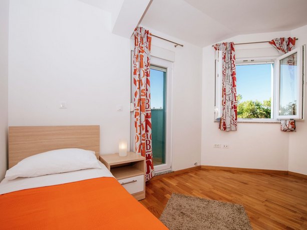 Rainbow apartments Zadar