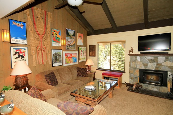 Discovery 4 142 Loft