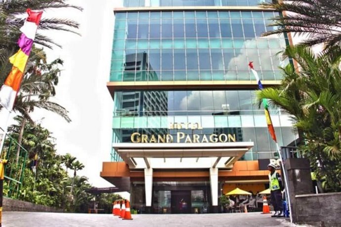 Grand Paragon Hotel