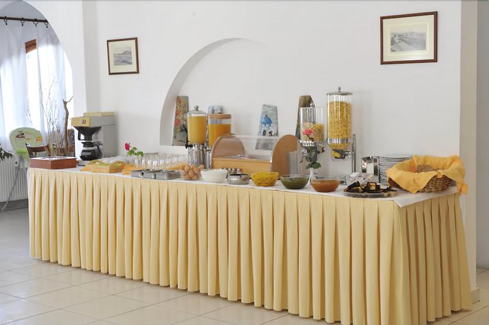 Eri Hotel