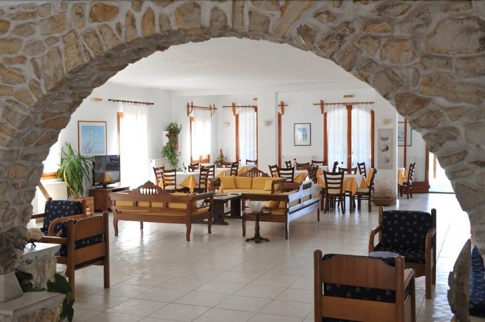 Eri Hotel