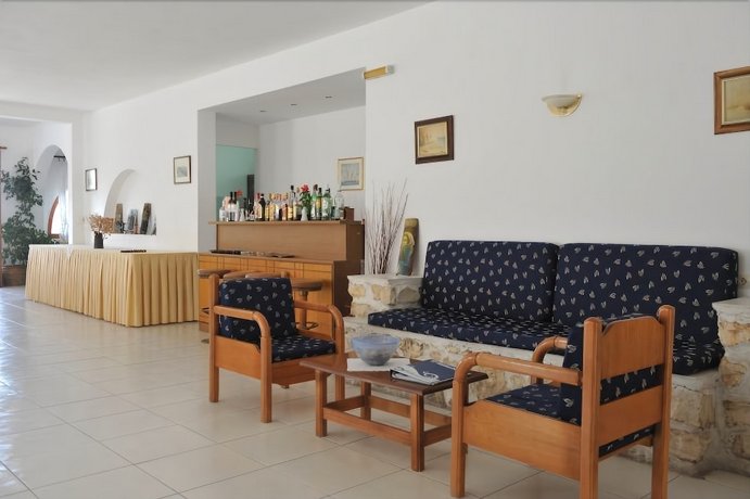 Eri Hotel