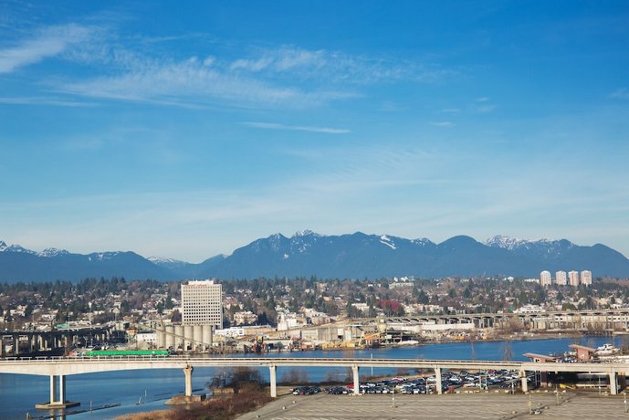 The Westin Wall Centre Vancouver Airport