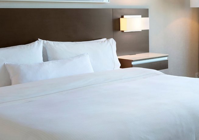 The Westin Wall Centre Vancouver Airport