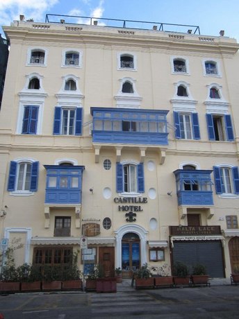 Castille Hotel