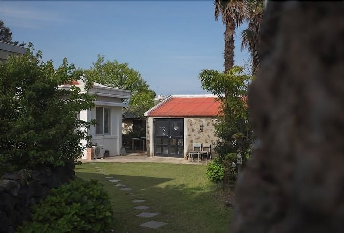 Lucidbonbon Guesthouse