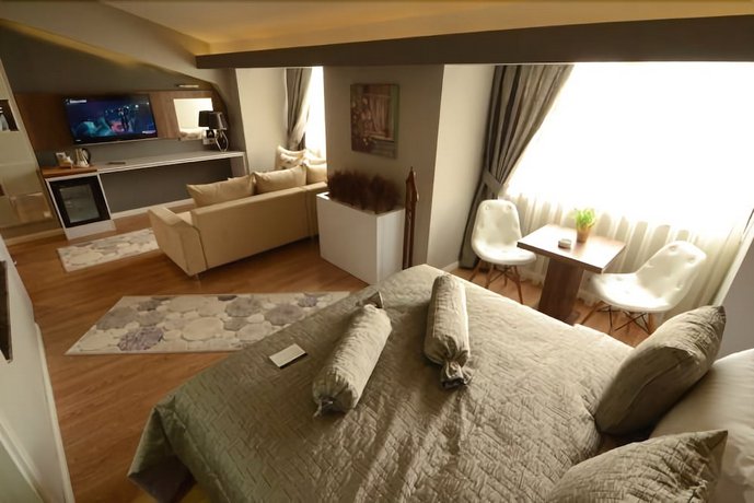 SennaCity Hotel