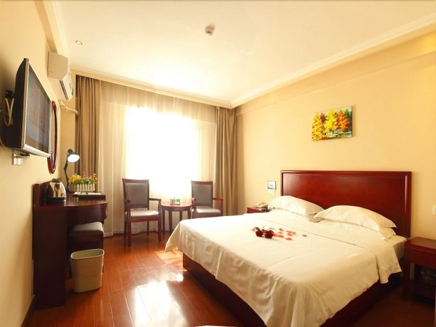 GreenTree Inn Hainan Haikou Guomao Business Hotel