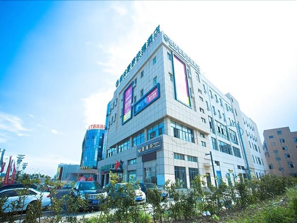 GreenTree Inn JiangSu SuZhou International Film City South JinShan Road Express Hotel