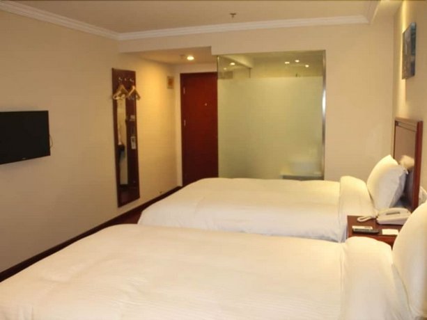 GreenTree Inn TianJin JinNan ShuangLin Metro Station Express Hotel